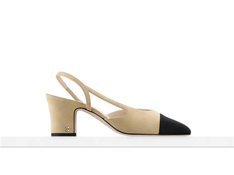 scarpe tipo chanel nere|Chanel: le slingback bicolore sono le scarpe più .